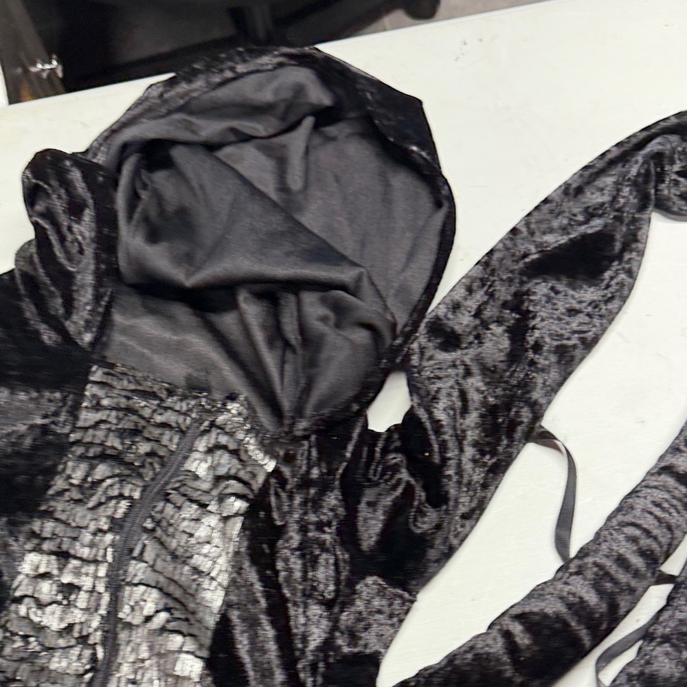 Spider Web Black Kids Costume - Picture 4 of 5